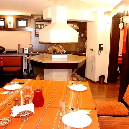 Case de vacanță House Trivia