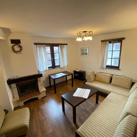 House Trivia بانسكو